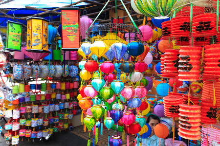 Hochiminh City, Vietnam - September 11, 2015: Paper lanterns for sale on street print HoChiMinh city. The Mid-Autumn street are crowded Festival is for children who receive all before Vietnamese toys, fruit and moon cake as giftのeditorial素材