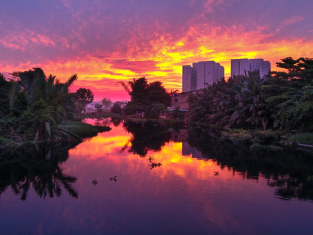 Hochiminh City, Vietnam - December 19, 2015: Sunset on NhieuLoc channel, this is the state canal Rehabilitation lot, Beautify for cityのeditorial素材