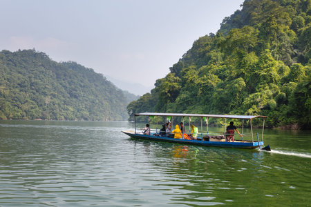 Ba Be lake, Bac Kan province, Vietnam - September 22, 2016 : tourists on the boat are going to enjoy and explore Ba Be lake. Stunning scenery of Ba Be Lake in Bac Kan Province, Vietnamのeditorial素材