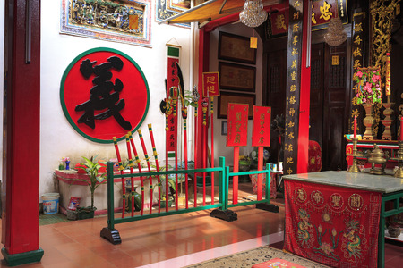 Phan Rang city, Viet Nam - December 25, 2016: interior of an ancient temple of the Chinese people in the Phan Rang city, Vietnamのeditorial素材