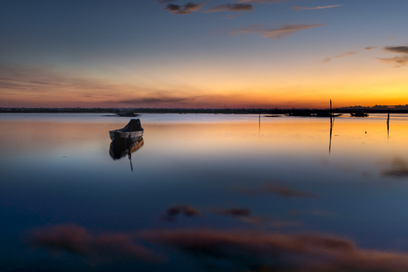 Dawn on Quang Loi lagoon in Tam Giang lagoon, Hue City, Vietnam.の写真素材