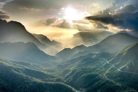 View panoramic photos of the majestic beauty of O Quy Ho pass at sunsetの写真素材