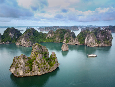 Ha Long Bay, Quang Ninh Province, Vietnam - July 2, 2020: Cruise Boats on Halong Bay at summer. The magnificent scenery of Halong Bay. North Vietnam.のeditorial素材