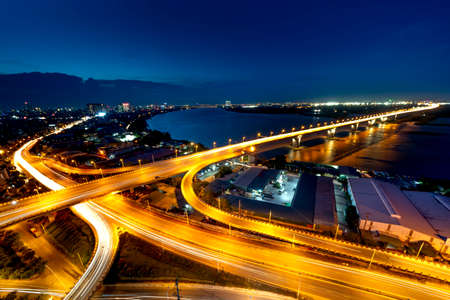 Hanoi, Vietnam - Septembre 16, 2020: Aerial view of Hanoi cityscape by twilight period, with road junction and interchange overpass Vinh Tuy bridgeのeditorial素材