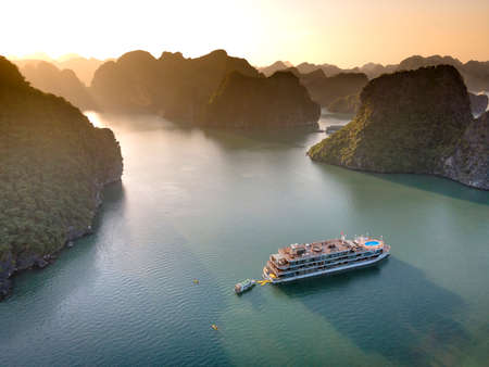 Ha Long Bay, Quang Ninh Province, Vietnam - July 2, 2020: Cruise Boats on Halong Bay at summer. The magnificent scenery of Halong Bay. North Vietnam.のeditorial素材
