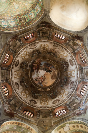Interior of Dome of 10th century Church in Ravenn Italyのeditorial素材