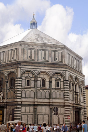 Baptistry of the church of Santa Maria de Fiores the Cathedral of Florence, Tuscany Italyのeditorial素材