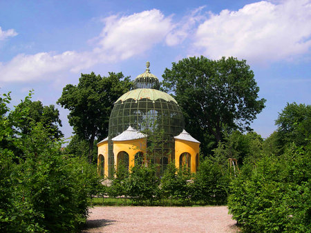   schonnbrun Palace Birdcage in the Gardens Vieena Austria        のeditorial素材