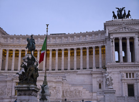 Monument to King Vittorio Emmanuele, the Vittoriale in Rome Italy at Eveningのeditorial素材