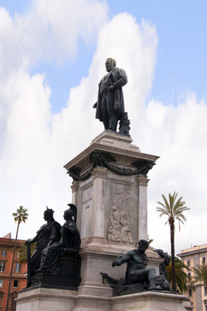 Statue of Cavour behind the Palace of Justice Rome Italyのeditorial素材