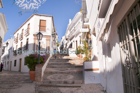 The narrow streets of Frigiliana one of the White Villages in Andalucia Spainのeditorial素材