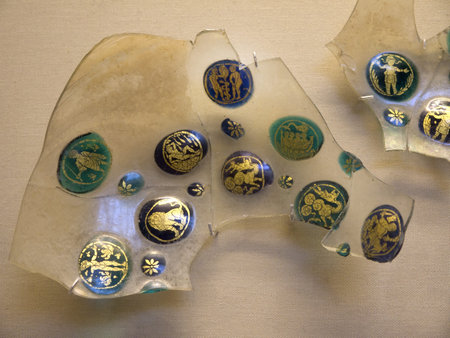 Artifacts on display in Museum in London Englandのeditorial素材