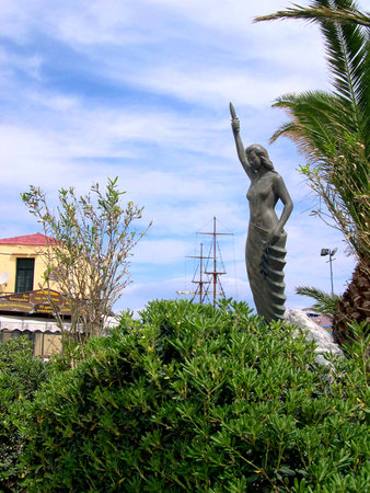 Statue of Freedom in Rethymno Creteのeditorial素材