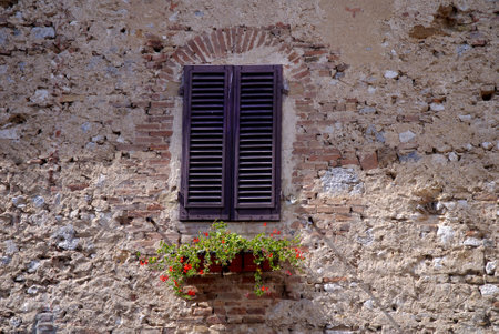 window in San Gimignano Tuscany Italyのeditorial素材