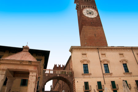 The Tower Lamberti in the Piazza della Erbe in Verona the city in Northern Italy which features in tragedy Romeo and Juliet のeditorial素材