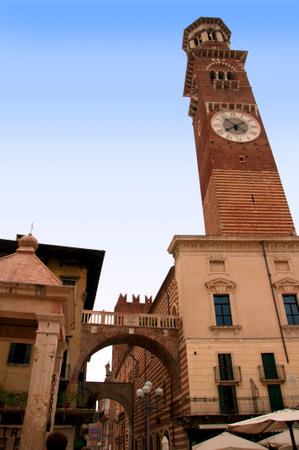 The Tower Lamberti in the Piazza della Erbe in Verona the city in Northern Italy which features in tragedy Romeo and Juliet のeditorial素材
