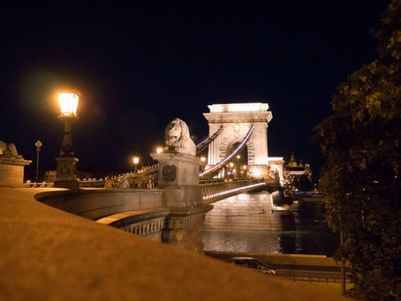 the Chain Bridge over the River Danube in Budapest Hungary at nightのeditorial素材