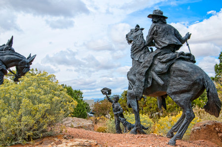 Lifesize Sculpture that marks the end of the Pioneers Santa Fe Wagon Trains in the USAのeditorial素材
