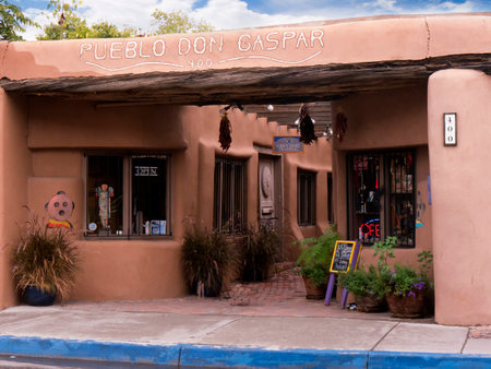 Old Town of Albuquerque with its many galleries in New Mexico USAのeditorial素材