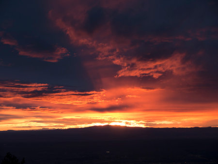 Sunset from the top of Sandia Peak Albuquerque New Mexicoのeditorial素材