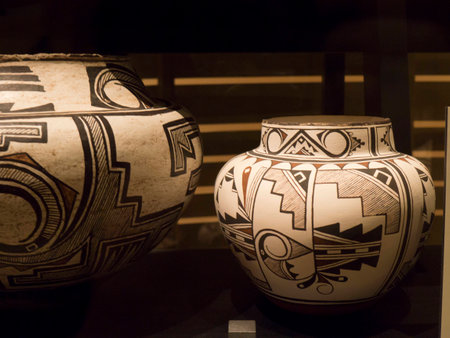 Pottery in the Phoenix Museum In Arizona USAのeditorial素材