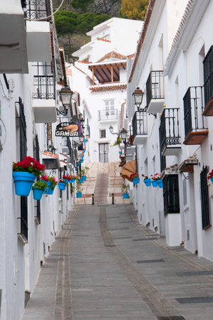 Street of San Sebastian in Mijas one of the most beautiful 'white' villages of Andalucia. It is in the Alpujarra mountains above the coastのeditorial素材
