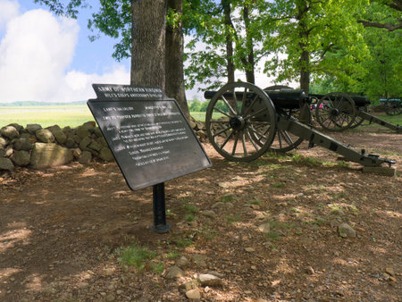 The Battlefield in Gettysburg Pennsylvania which is dotted to many memorials to the fallen and to commemorate the individuals involvedのeditorial素材