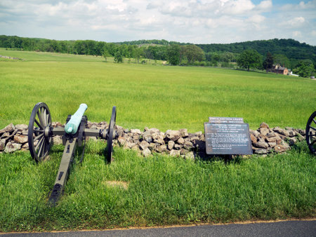 The Battlefield in Gettysburg Pennsylvania which is dotted to many memorials to the fallen and to commemorate the individuals involvedのeditorial素材