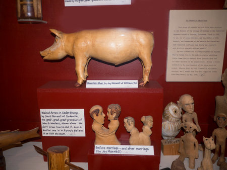 Display of Whittling in the Museum of Appalachia Clinton Tennesee USAのeditorial素材