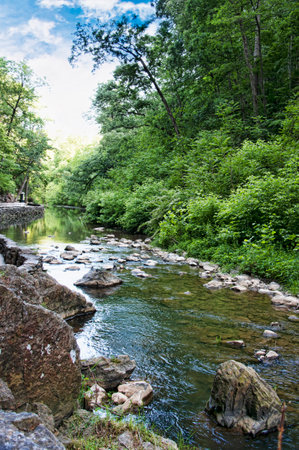 The Natural Bridge in Rockbridge County, Virginia, once owned by Thomas Jefferson, is a geological formation in which Cedar Creek  has carved out a gorgeのeditorial素材
