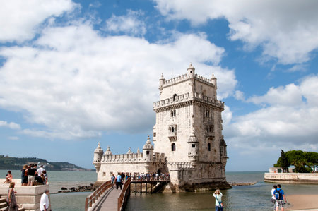 The Belm Tower, one of the most famous and visited landmarks in Portugal. Its construction was started in 1515 and completed in 1519.のeditorial素材