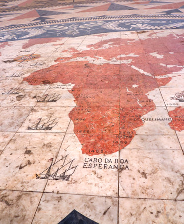 Belem's most notable modern feature is the Padrao dos Descobrimentos (Monument to the Discoveries) built for the Portuguese World Fair in 1940.のeditorial素材