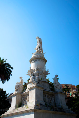Statue of Christopher Columbus in Genoa Italy his town of Birthのeditorial素材