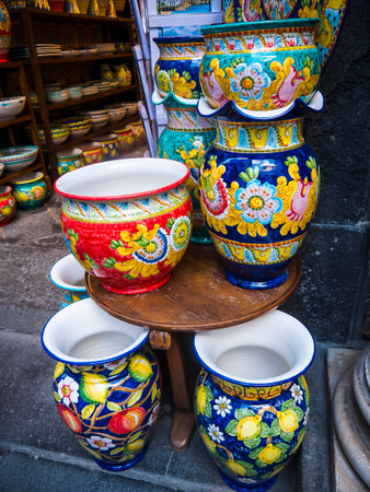 Pottery in the charming city of Amalfi on the coast of the gulf of Salerno in Southern Italy. Amalfi was an independant republic in earlier times but the difficulty of reaching it may have preserved it for us to visitのeditorial素材