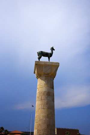 Deer Statue at the entrance to Mandraki Harbour on Rhodesのeditorial素材