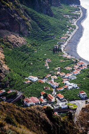 The island of Madeira has some of the highest cliffs in the worldの写真素材