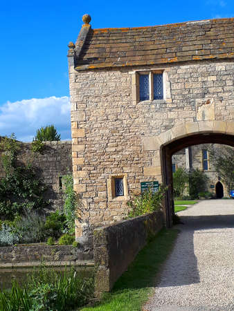 Markenfield Hall is 3 miles south of Ripon in north Yorkshire. It is a moated Tudor Manor Houseのeditorial素材