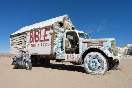truck at salvation mountain by slab cityのeditorial素材