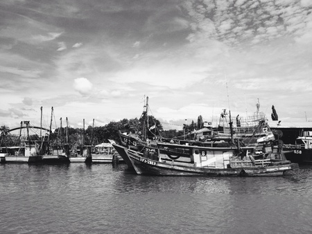 A place where fisherman gather their boatsの素材