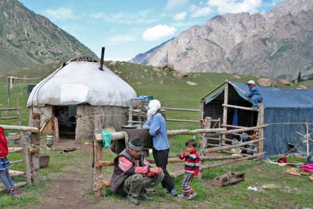 Kyrgyz yurt camp in Tien Shan mountainsのeditorial素材