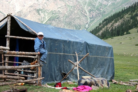 Kyrgyz yurt camp in Tien Shan mountainsのeditorial素材