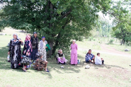 Uzbek women in Arslanbob, Kyrgyzstanのeditorial素材