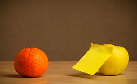 Fruit with empty sticky noteの写真素材