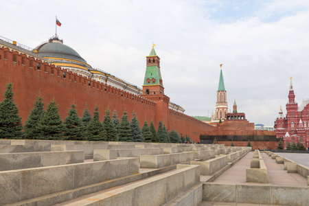 Moscow, Russia- 23 September 2014: View of the Moscow Kremlin, State Historical Museum and Lenins Mausoleum on the Red Square. Iconic resting place of Vladimir Lenin.のeditorial素材