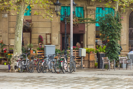 Barcelona, Spain- 10 November 2014: facade of a historical tenement house at Rambla de Catalunya. People and bicycle outside.のeditorial素材