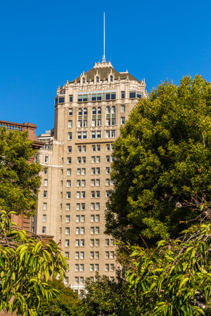 San Francisco, California, USA- 07 June 2015: View of the luxury Intercontinental Mark Hopkins Hotel. High building in Nob Hill.のeditorial素材