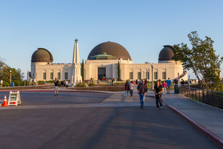 Los Angeles, Hollywood, USA- 10 June 2015: Astronomers Monument Griffith Observatory, summer season.のeditorial素材