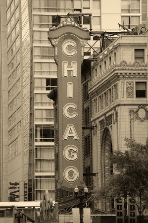 CHICAGO, IL - Oct 6: Chicago Theatre and street view on October 6, 2011 in Chicago, Illinois. The iconic Chicago Theatre marquee appears in film, television, artwork, and photography as city landmark.のeditorial素材