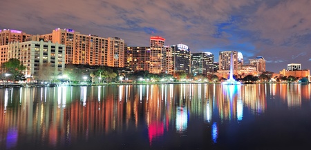 Orlando Lake Eola panorama with office buildings at nightのeditorial素材