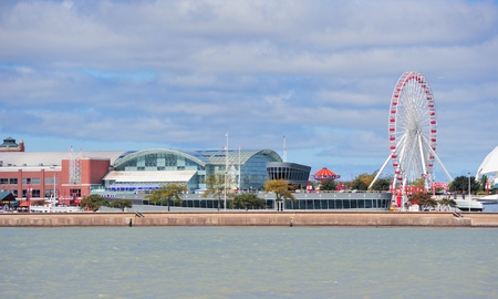 CHICAGO, IL - Oct 1: Navy Pier and skyline on October 1, 2011 in Chicago, Illinois. It was built in 1916 as 3300 foot pier for tour and excursion boats and is Chicago's number one tourist attraction.のeditorial素材